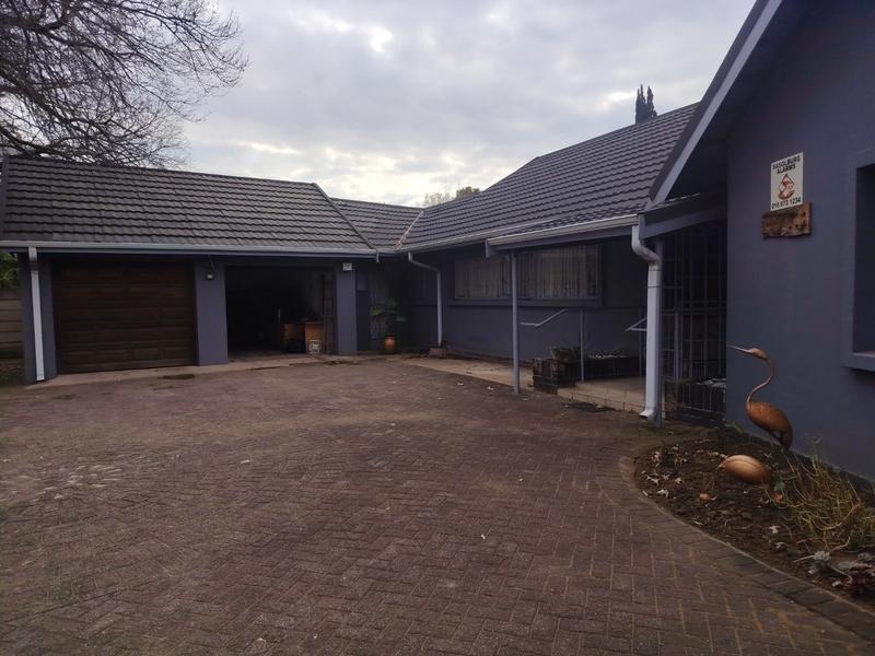 5 Bedroom Property for Sale in Sasolburg Ext 4 Free State
